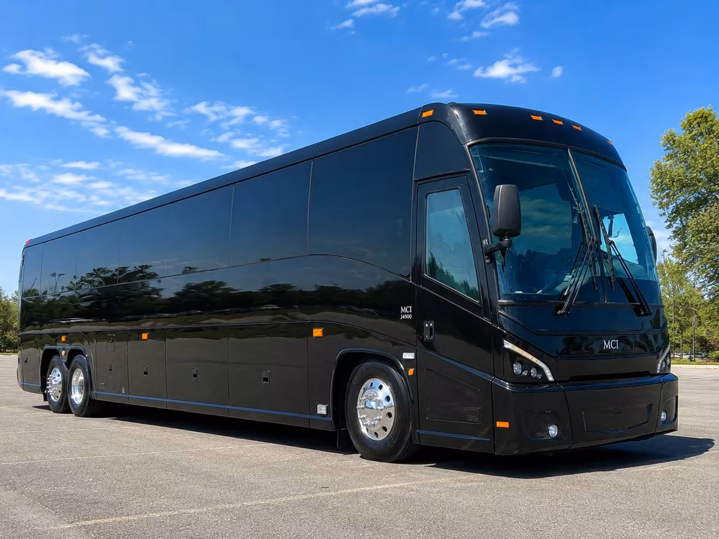 airport transfers for corporate groups flying through flint bishop international