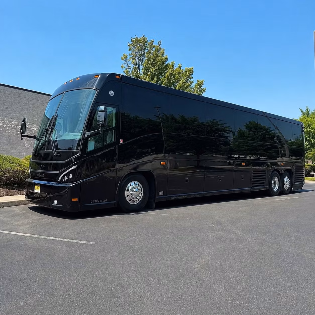 coachbusflint com is here to make flint employee transportation stress free from quote to pickup